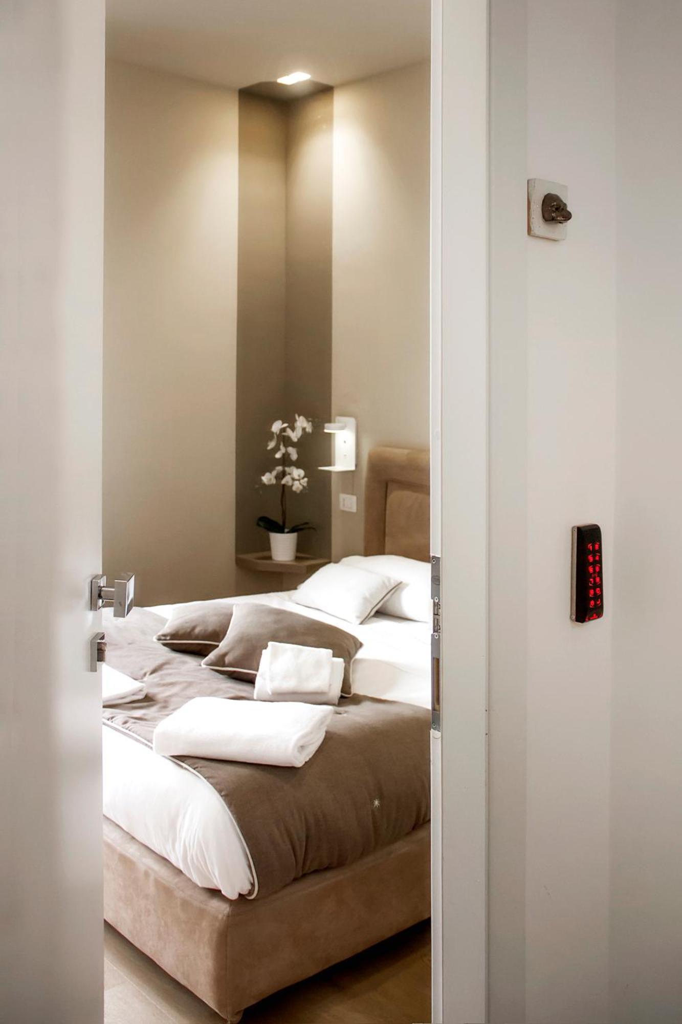 Hotel Il Sanfilippo à Naples Extérieur photo
