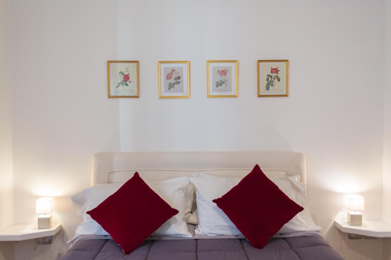 Hotel Il Sanfilippo à Naples Extérieur photo